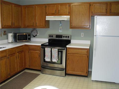 5501 Chatmoss Rd, Midlothian, VA 23112 photo 4
