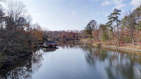 72 Golf Course Dr, Weems, VA 22576 photo 47