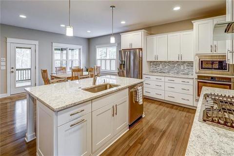 3212 Barkham Dr, Midlothian, VA 23112 photo 9