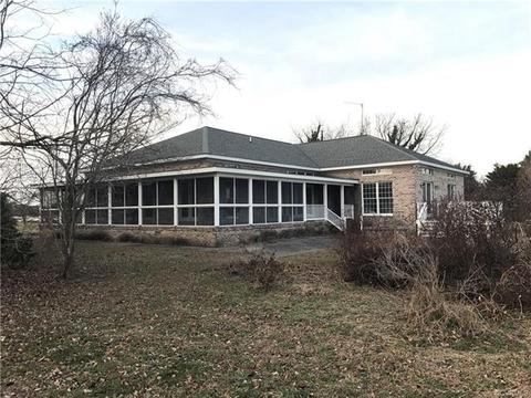 2803 Simonson Rd, Farnham, VA 22460 photo 2