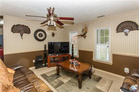 4004 Paces Ferry Rd, Chester, VA 23831 photo 18