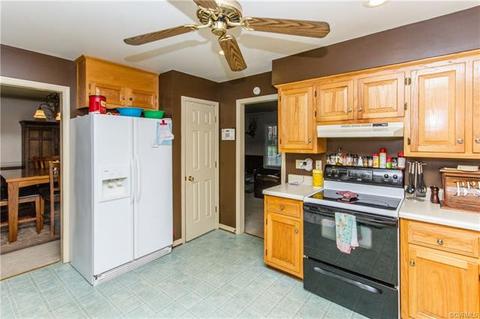 4004 Paces Ferry Rd, Chester, VA 23831 photo 8