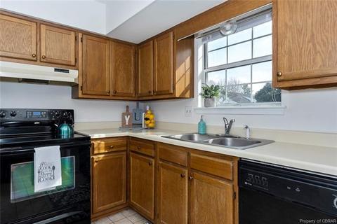 111 Benjamin Ter, Hampton, VA 23666 photo 11