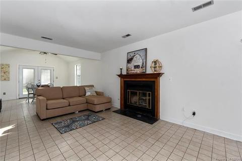 111 Benjamin Ter, Hampton, VA 23666 photo 16