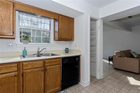 111 Benjamin Ter, Hampton, VA 23666 photo 12