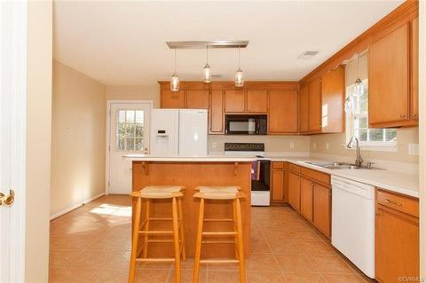 117 Sheppard Dr, Williamsburg, VA 23185 photo 8