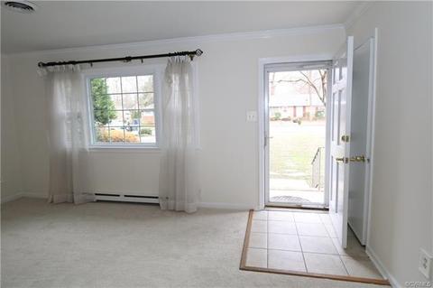 1560 Robindale Rd, North Chesterfield, VA 23235 photo 4