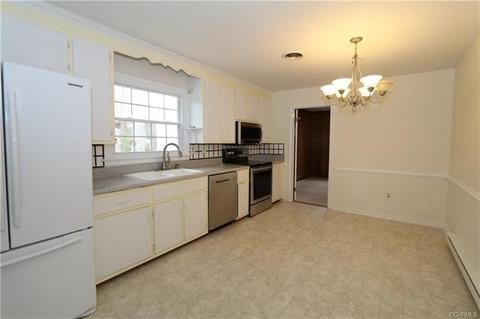 1560 Robindale Rd, North Chesterfield, VA 23235 photo 13