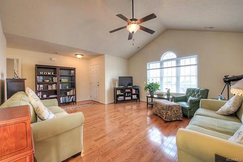 904 Maple St, Ashland, VA 23005 photo 8