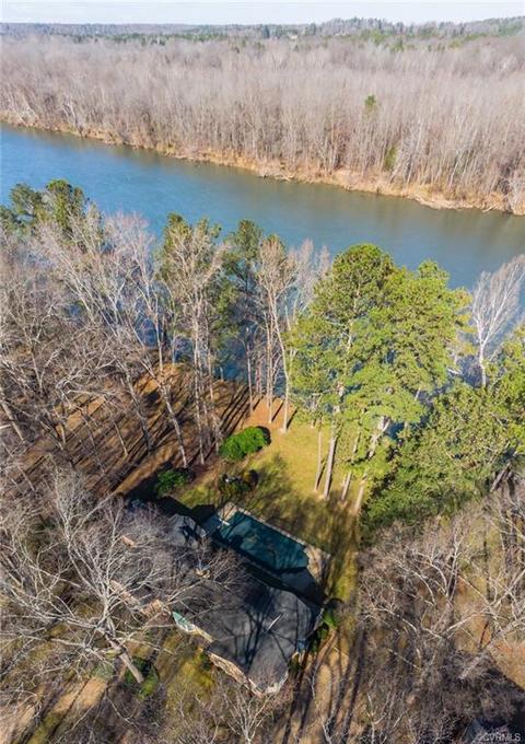 4131 E Old Gun Rd, Midlothian, VA 23113 photo 1