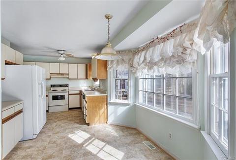 5825 Mill Spring Rd, Midlothian, VA 23112 photo 6