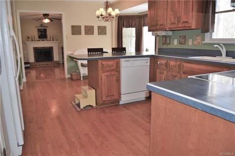 6105 Lansgate Rd, Midlothian, VA 23112 photo 7