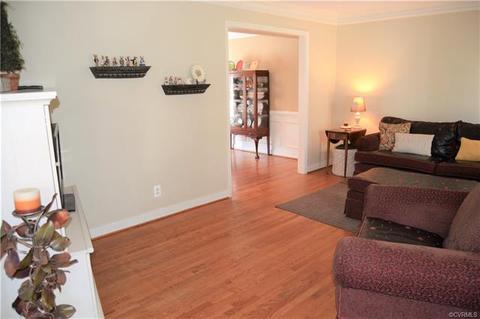 6105 Lansgate Rd, Midlothian, VA 23112 photo 3