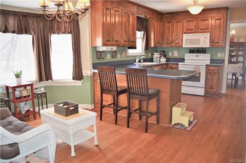 6105 Lansgate Rd, Midlothian, VA 23112 photo 8