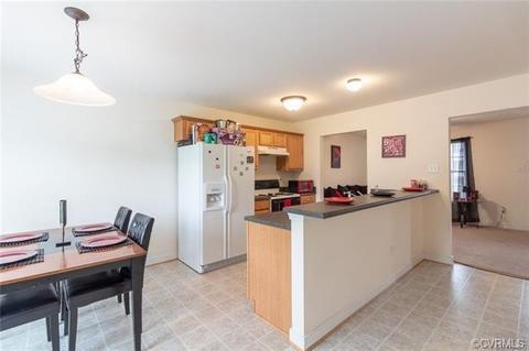 2105 Cornwall Ct, Aylett, VA 23009 photo 7