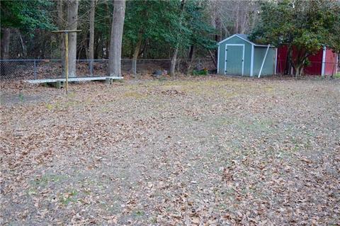 1638 Laurel Dr, Gloucester Point, VA 23062 photo 17