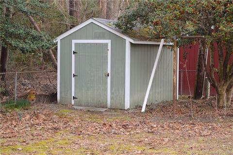 1638 Laurel Dr, Gloucester Point, VA 23062 photo 20