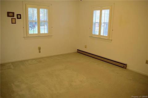 1638 Laurel Dr, Gloucester Point, VA 23062 photo 11