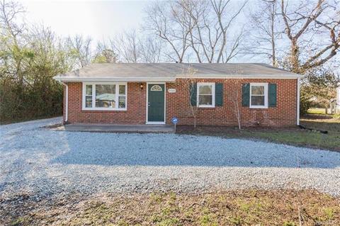 2724 Bertram Rd, Richmond, VA 23224 photo 1