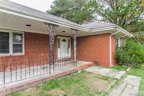 931 Greys Point Rd, Topping, VA 23169 photo 4