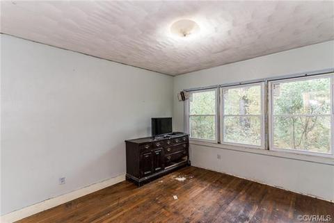 931 Greys Point Rd, Topping, VA 23169 photo 13