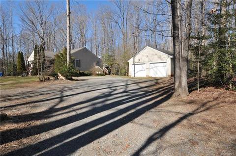 211 Rolling Path Rd, Louisa, VA 23093 photo 7