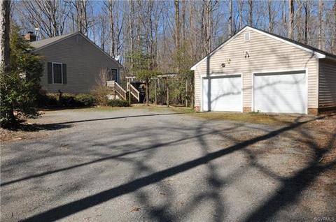 211 Rolling Path Rd, Louisa, VA 23093 photo 8