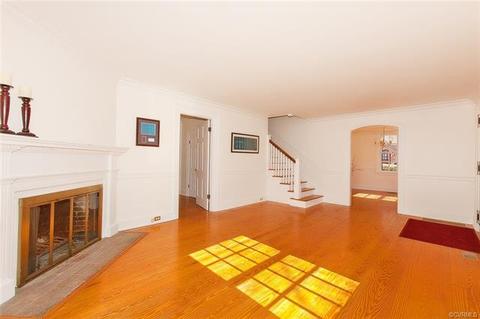 705 Powell St, Williamsburg, VA 23185 photo 2