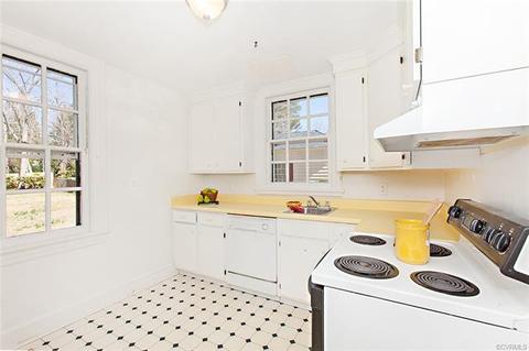 705 Powell St, Williamsburg, VA 23185 photo 9