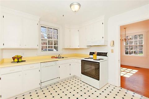 705 Powell St, Williamsburg, VA 23185 photo 8