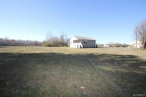 714 Johns Rd, Carson, VA 23830 photo 4