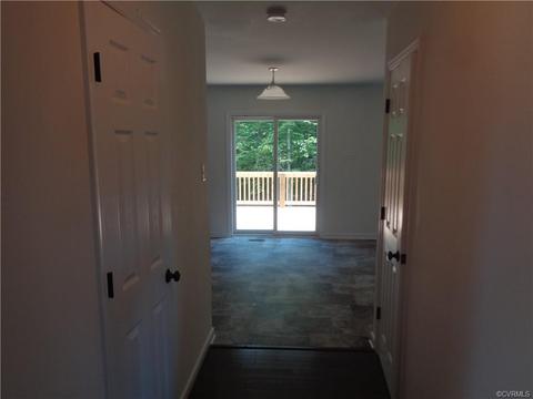 7112 Oakfork Loop, New Kent, VA 23124 photo 4