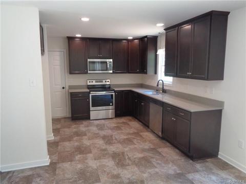 7112 Oakfork Loop, New Kent, VA 23124 photo 5