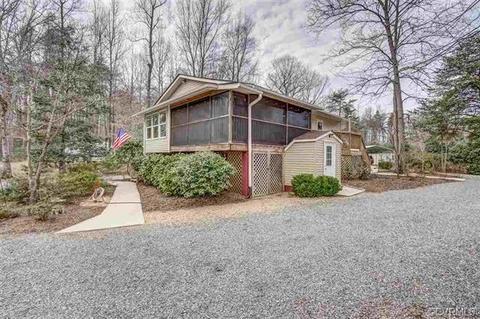 293 Carrs Bridge Rd, Bumpass, VA 23024 photo 2