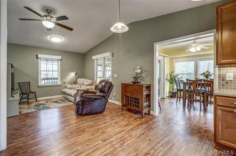 293 Carrs Bridge Rd, Bumpass, VA 23024 photo 11