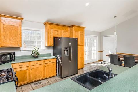 19930 Legend Rd, Carson, VA 23830 photo 10