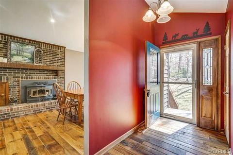 124 Walnut Ct, Bumpass, VA 23024 photo 8