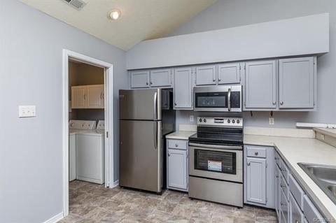1326 Tannery Cir, Midlothian, VA 23113 photo 3