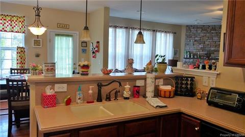 6233 Ruth Dr, Gloucester, VA 23061 photo 5