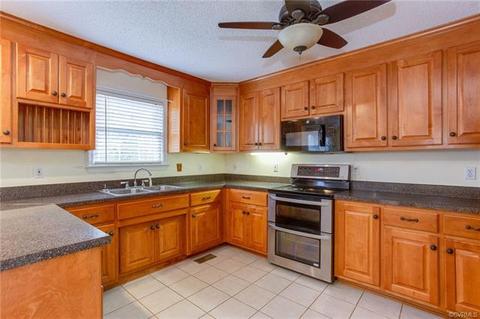20434 Horseshoe Rd, Carson, VA 23830 photo 9