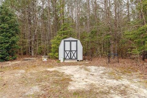 20434 Horseshoe Rd, Carson, VA 23830 photo 22
