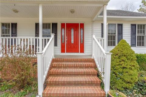 20434 Horseshoe Rd, Carson, VA 23830 photo 1
