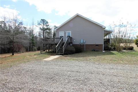 431 Three Flags Dr, Kenbridge, VA 23944 photo 6