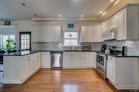 14304 Spring Gate Rd, Midlothian, VA 23112 photo 2