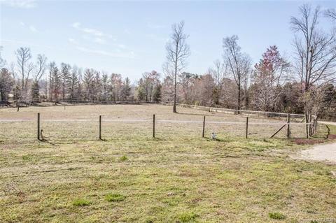 5107 Kathy Ln, Gloucester, VA 23061 photo 15