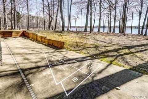 230 Heather Dr, Bumpass, VA 23024 photo 9