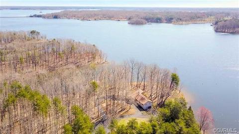 230 Heather Dr, Bumpass, VA 23024 photo 13