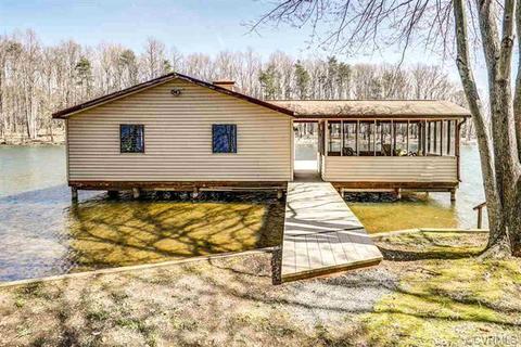 230 Heather Dr, Bumpass, VA 23024 photo 5