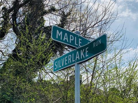 609 Maple Rd, Yorktown, VA 23690 photo 2