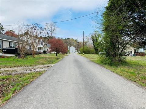 609 Maple Rd, Yorktown, VA 23690 photo 5